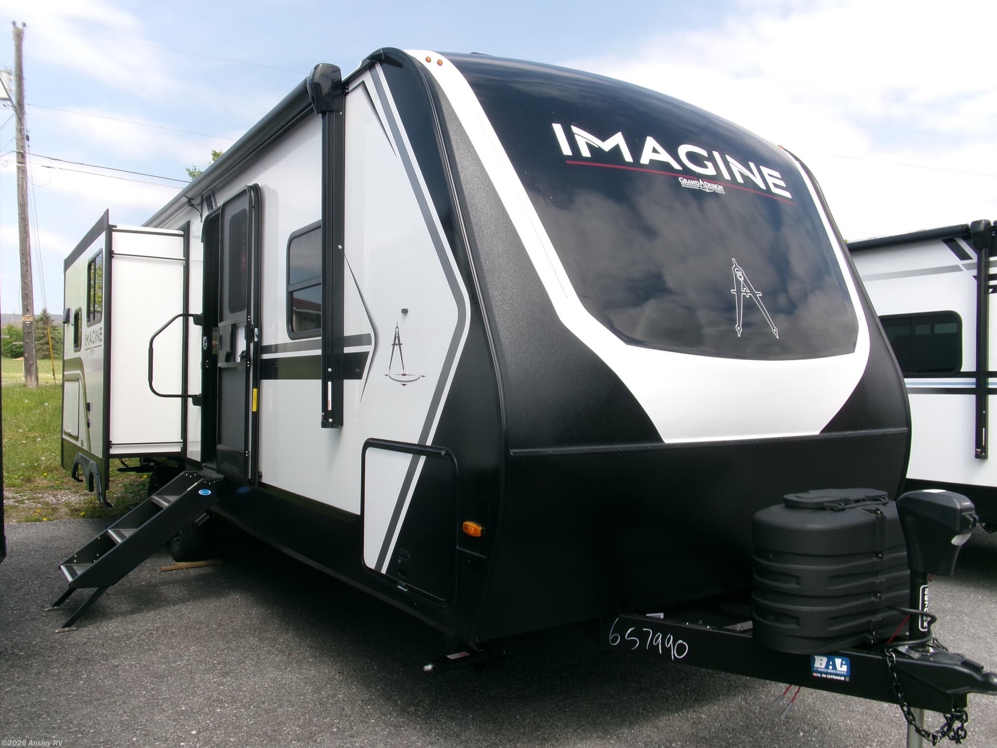 New 2026 Grand Design Imagine 2670MK available in Duncansville, Pennsylvania