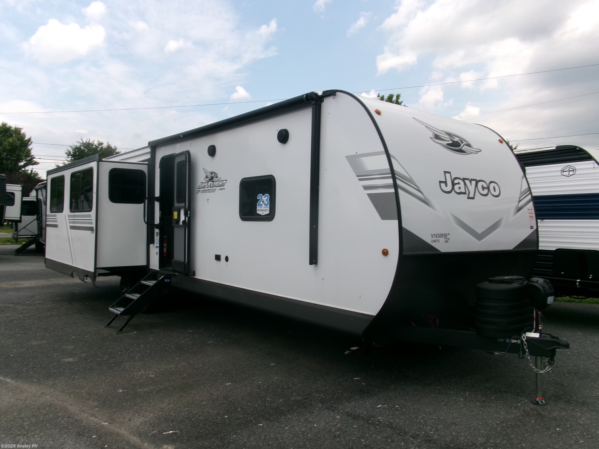 New 2026 Jayco Jay Flight SLX 334RTS available in Duncansville, Pennsylvania