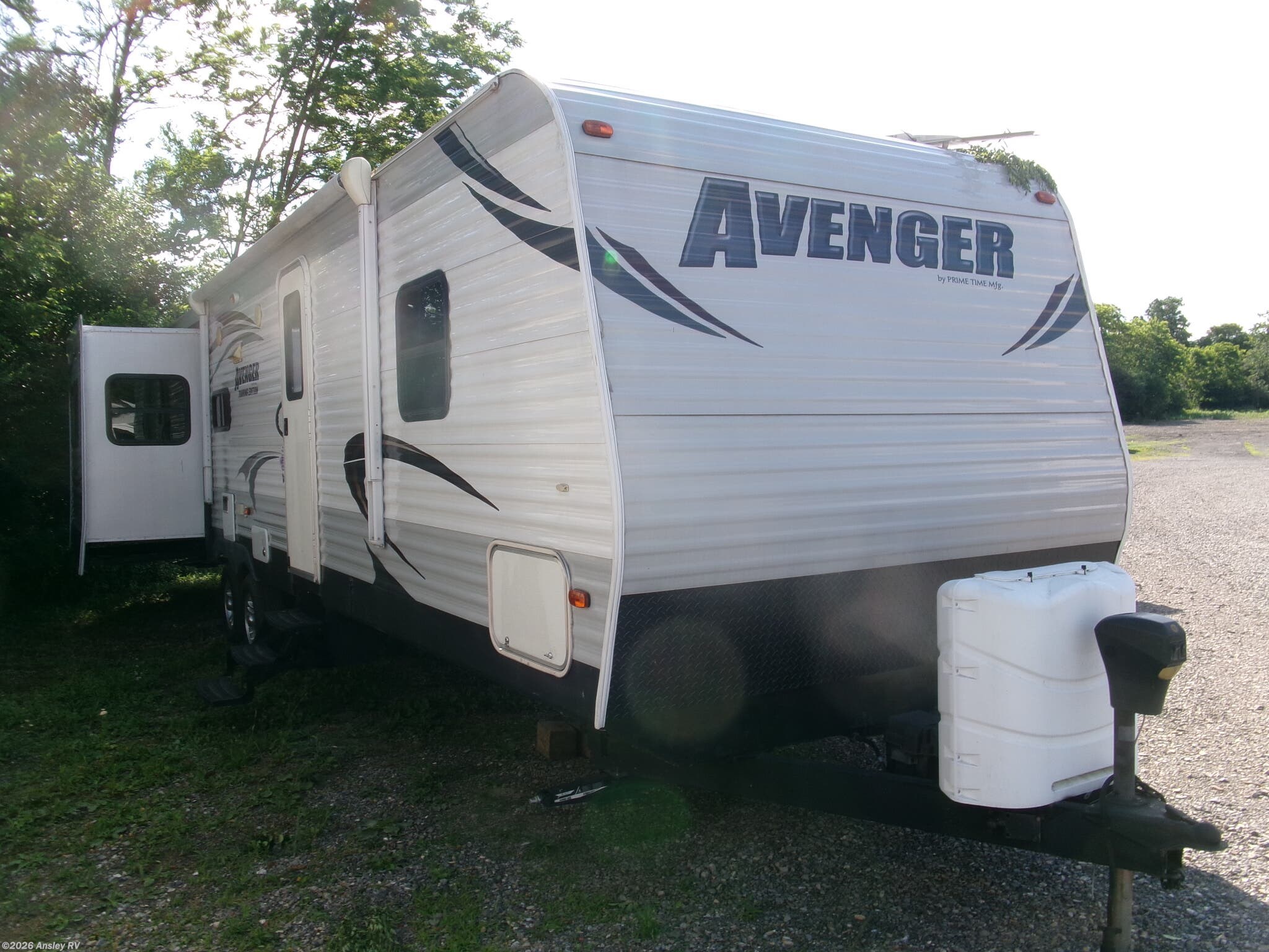 Used 2014 Prime Time Avenger 32RES available in Duncansville, Pennsylvania