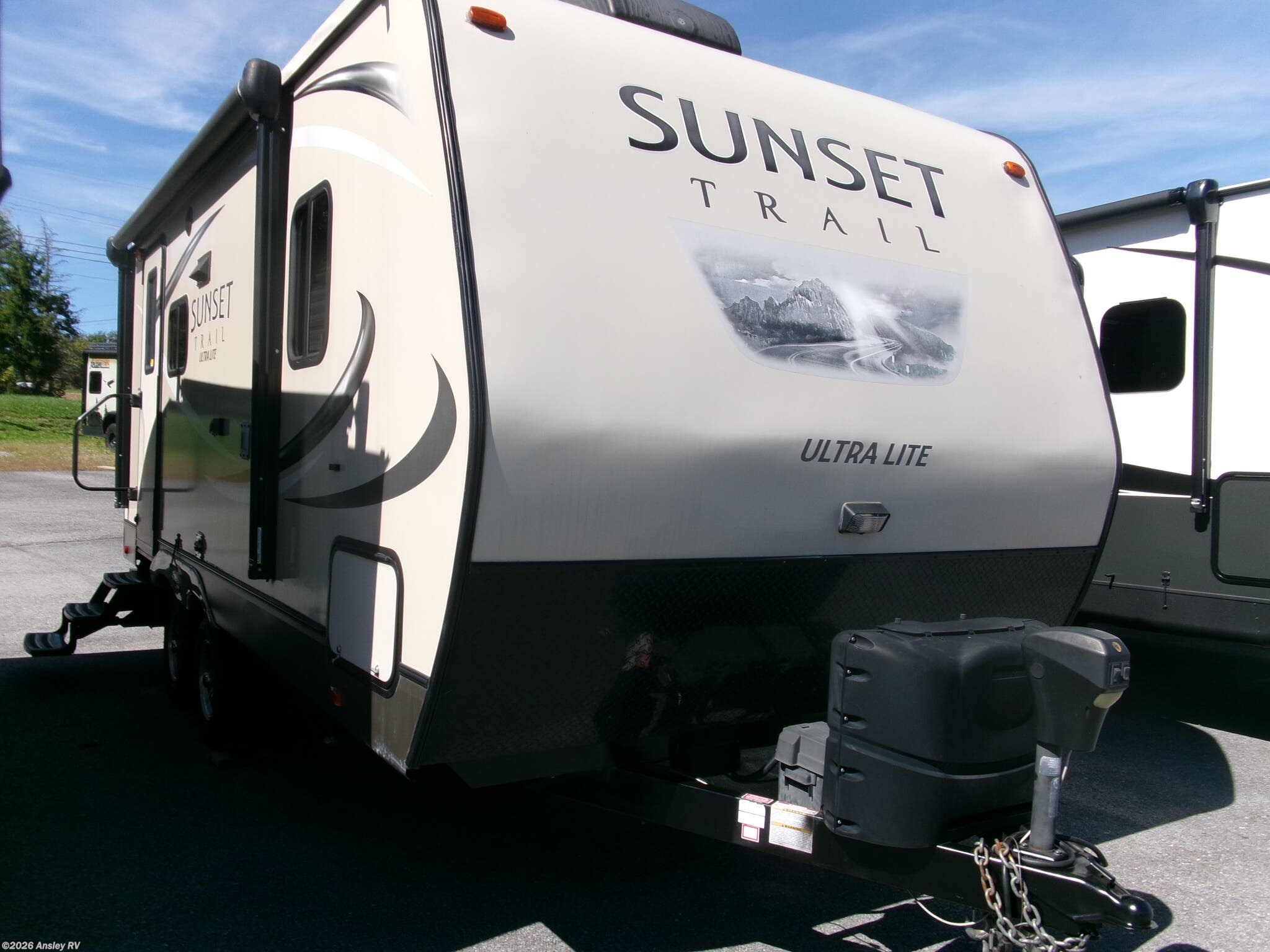 Used 2017 CrossRoads Sunset Trail Ultra Lite ST198RB available in Duncansville, Pennsylvania