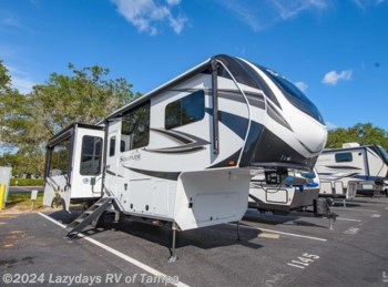 New 23 Grand Design Solitude 280RK R available in Seffner, Florida