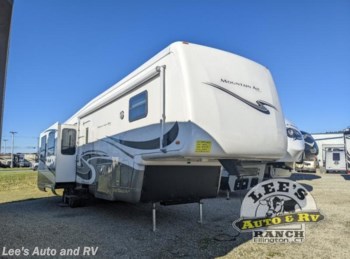 Used 2005 Newmar Mountain Aire 38RLPK available in Ellington, Connecticut