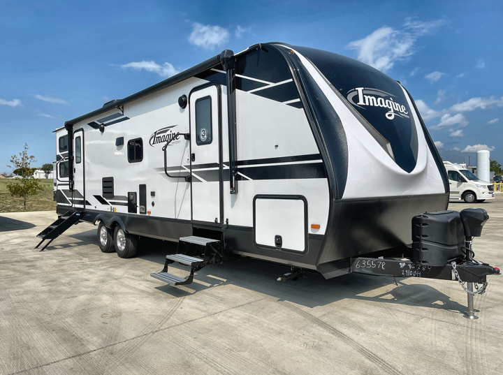  New 2022 Grand Design Imagine 2910BH available in Sanger, Texas