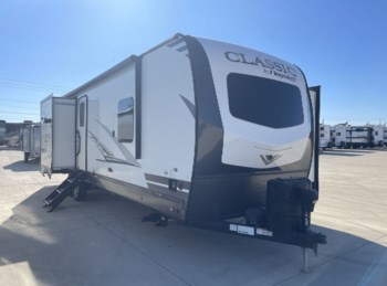 Used 2020 Forest River Flagstaff SUPERLITE 832BHKS available in Sanger, Texas