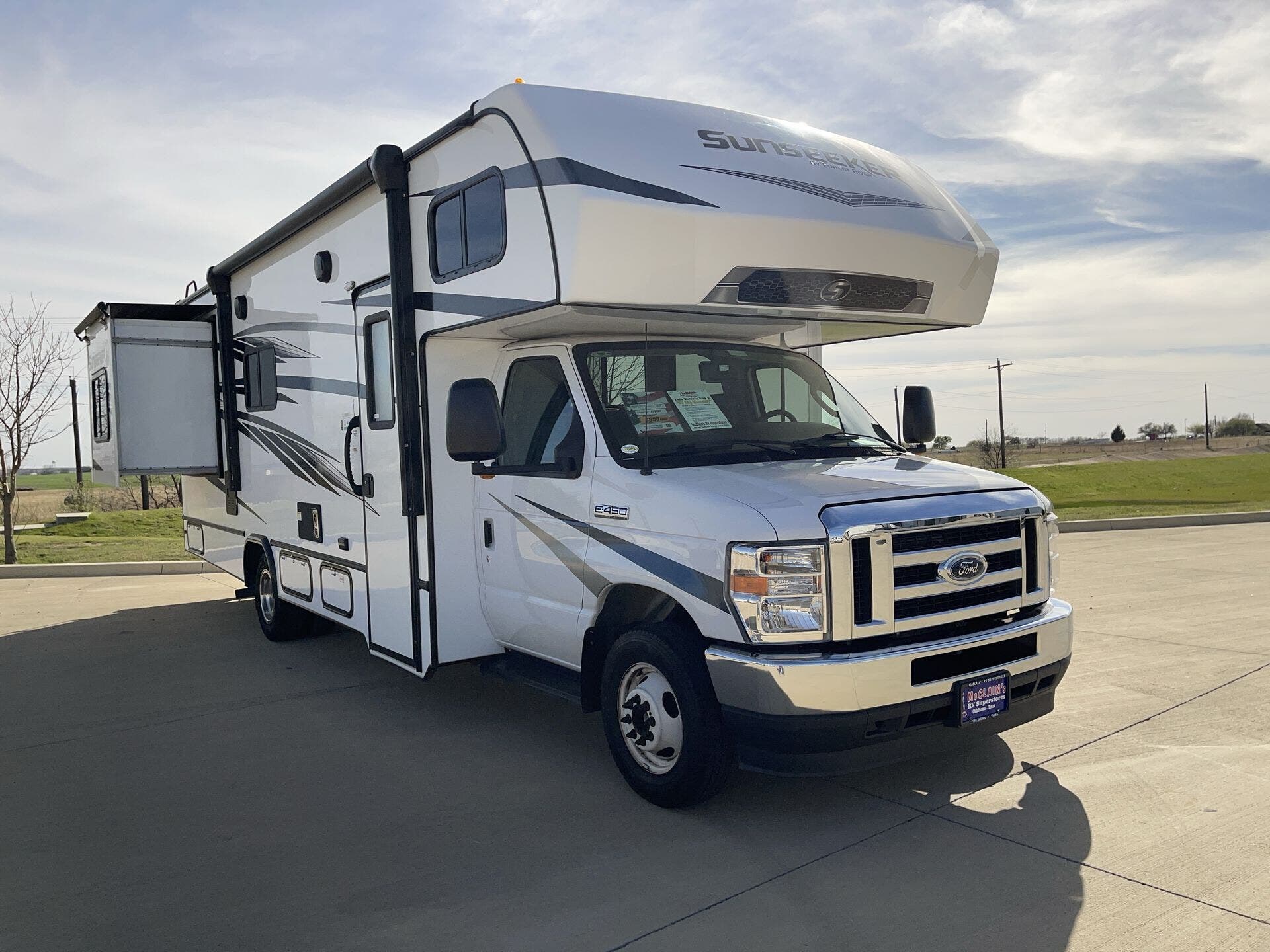 Used 2023 Forest River Sunseeker 2550DS available in Sanger, Texas