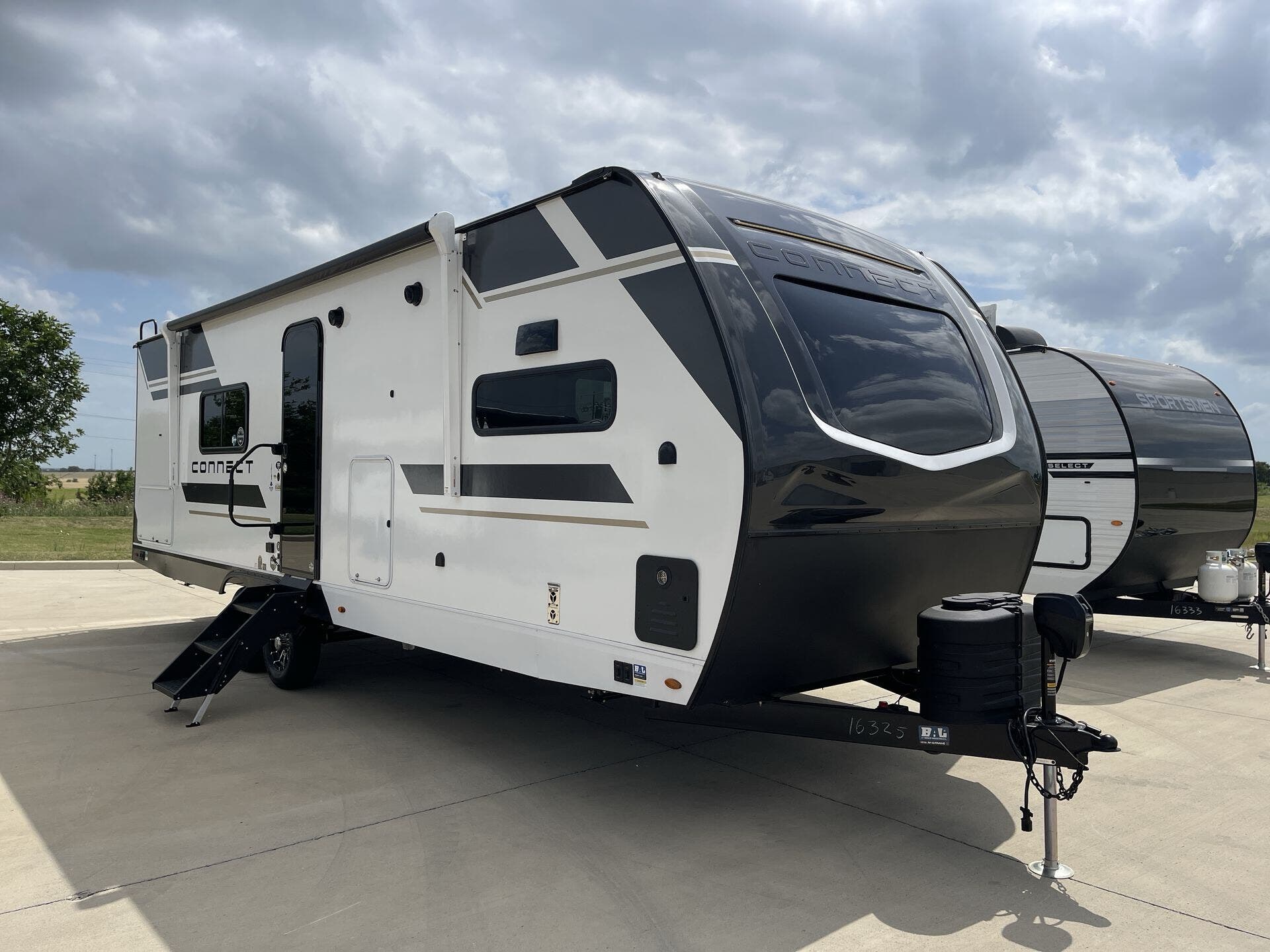 New 2026 K-Z Connect 282FKK available in Sanger, Texas