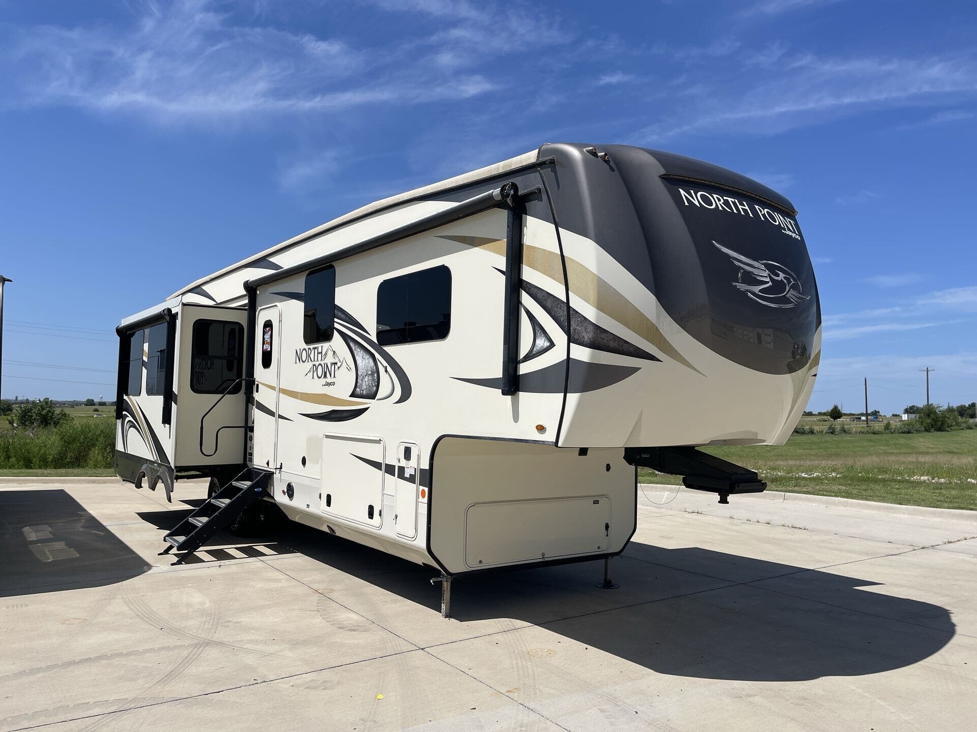 Used 2020 Jayco North Point 315RLTS available in Sanger, Texas