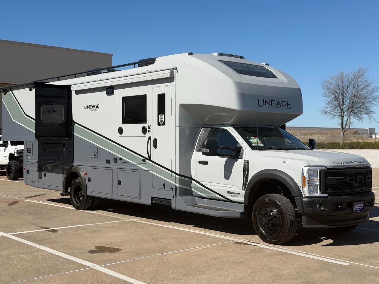New 2026 Grand Design Lineage 31ZW available in Fort Worth, Texas