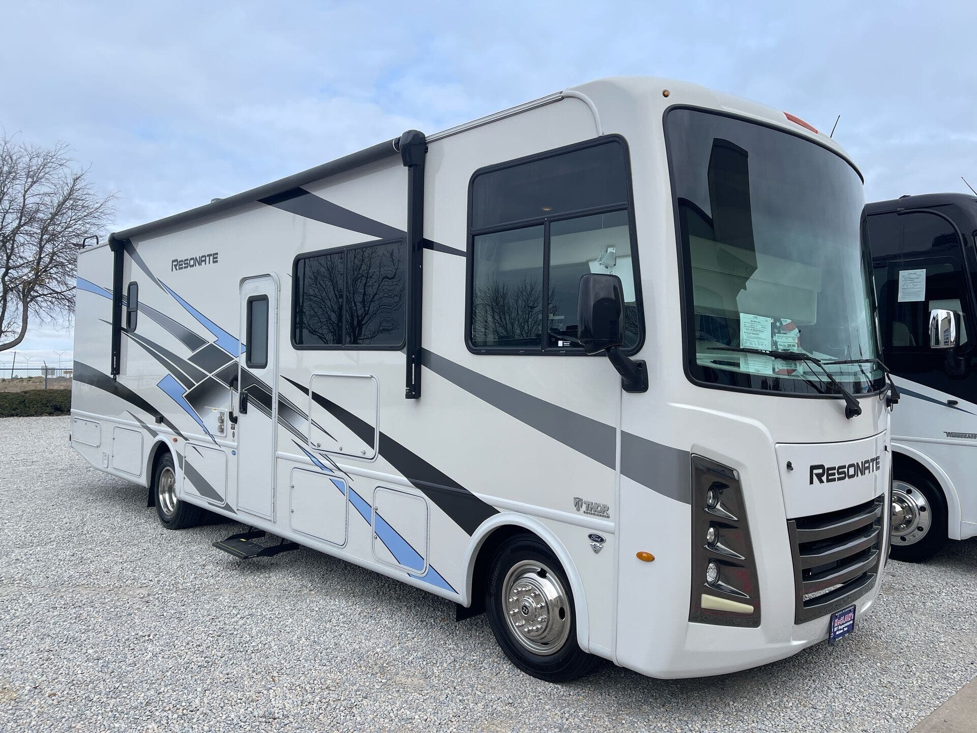 Used 2024 Thor  RESONATE 32B available in Fort Worth, Texas
