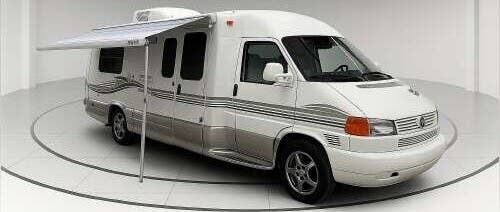 Used 2003 Winnebago Rialta 22QD available in Fort Worth, Texas