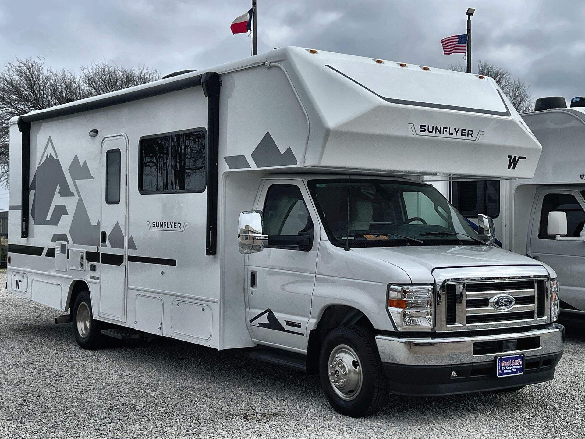 New 2026 Winnebago Sunflyer 26FE available in Fort Worth, Texas
