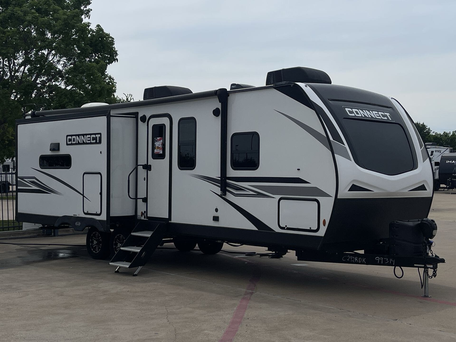 Used 2023 K-Z Connect 292RDK available in Fort Worth, Texas