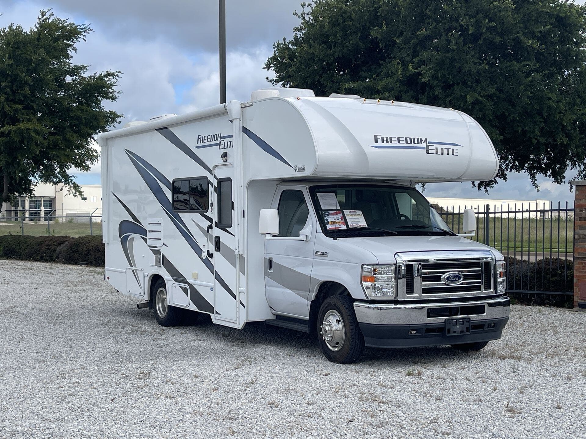 Used 2022 Thor Motor Coach Freedom Elite 24HE available in Fort Worth, Texas