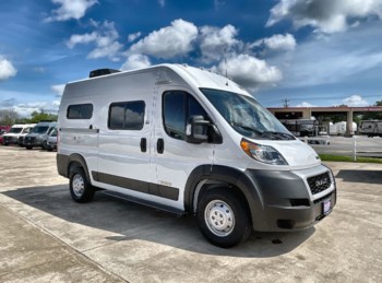 New 2023 Winnebago Solis Pocket 36A available in Corinth, Texas