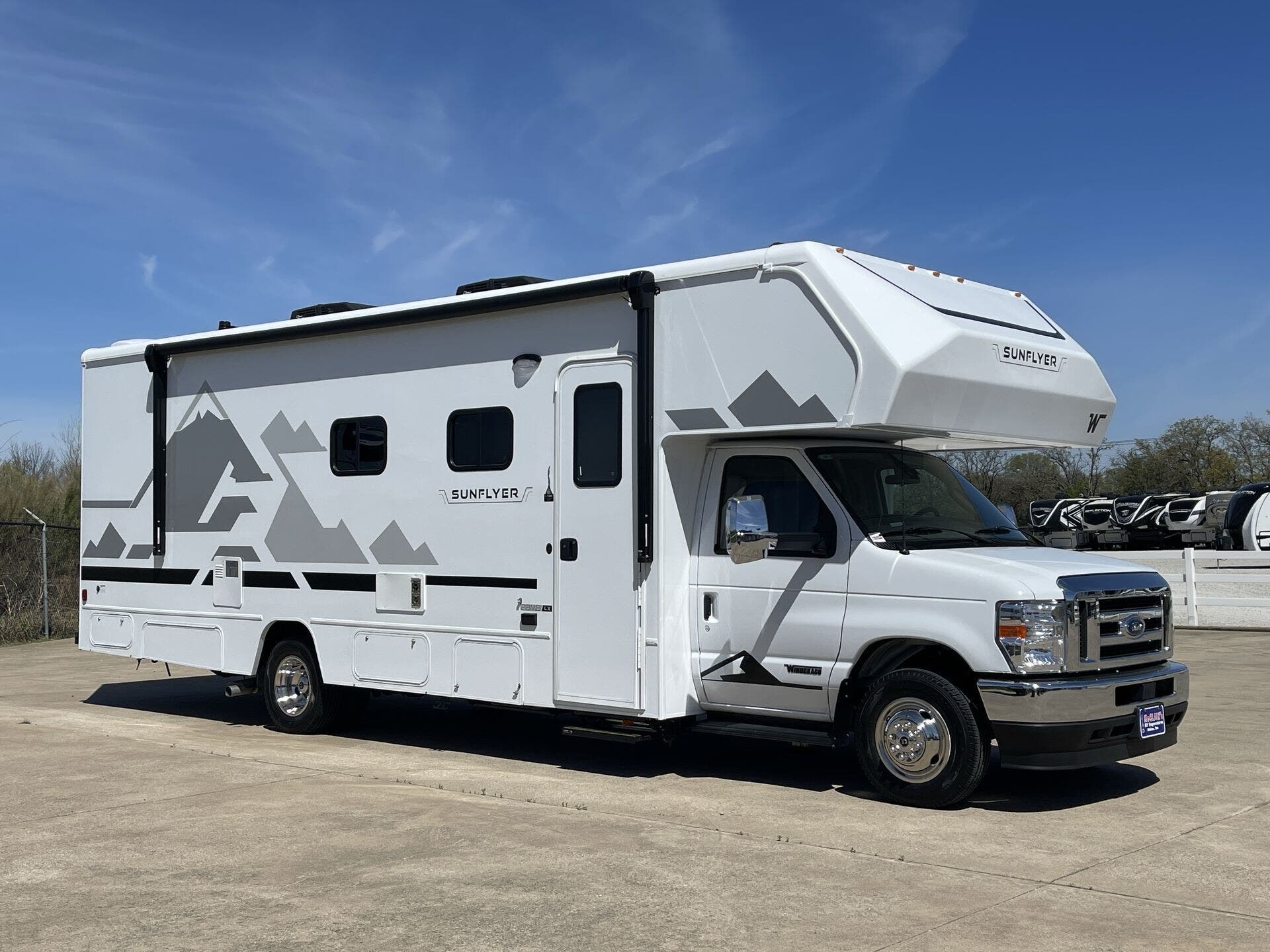 New 2027 Winnebago Sunflyer 28MB available in Corinth, Texas