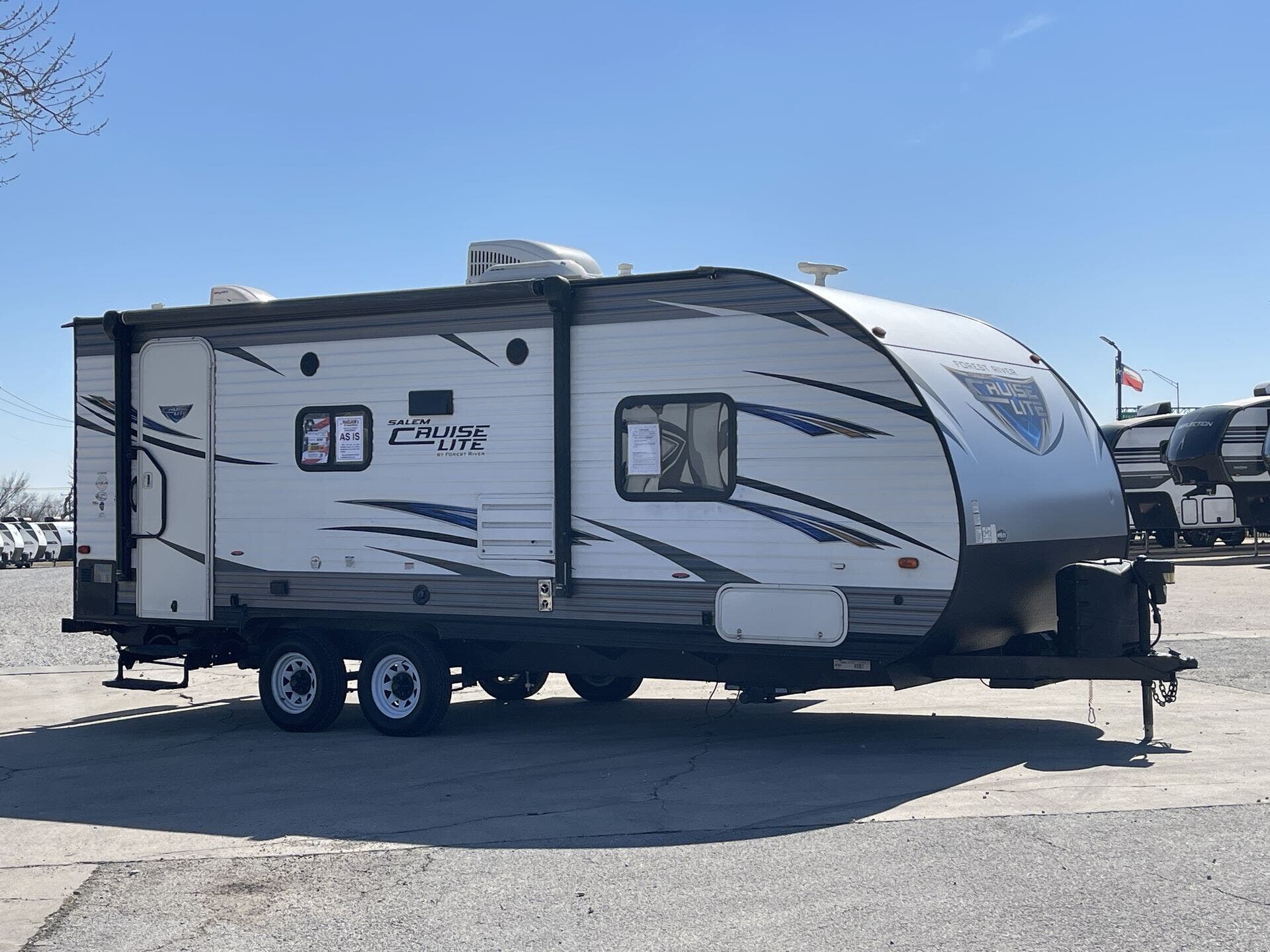 Used 2018 Forest River Salem CRUSIER LITE 232RBXL available in Corinth, Texas