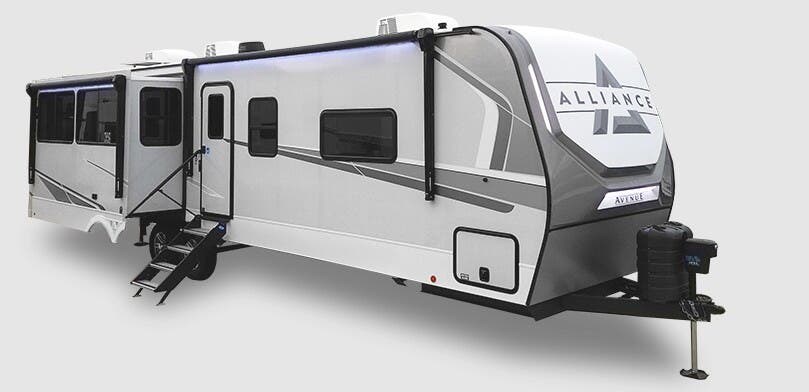 Used 2025 Alliance RV Avenue 332RL available in Corinth, Texas