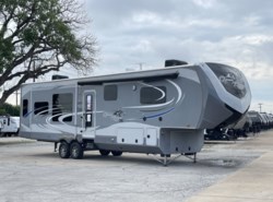 Used 2015 Highland Ridge Open Range 3X 379RLS available in Corinth, Texas