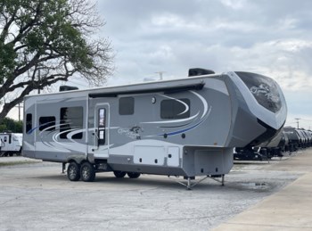 Used 2015 Highland Ridge Open Range 3X 379RLS available in Corinth, Texas
