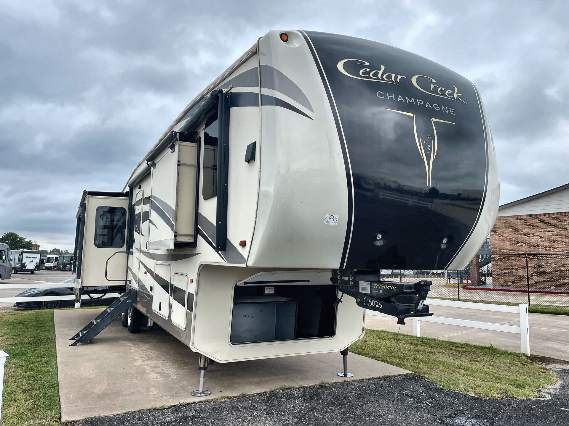 Used 2017 Forest River Cedar Creek 38ERK available in Oklahoma City, Oklahoma