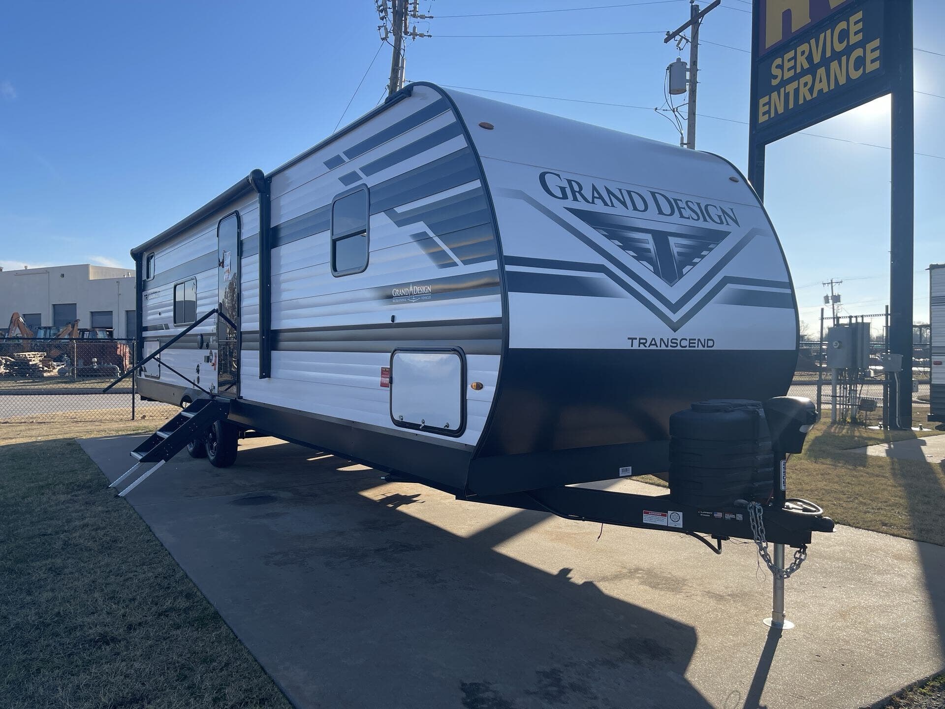 New 2026 Grand Design Transcend 295QBT available in Oklahoma City, Oklahoma
