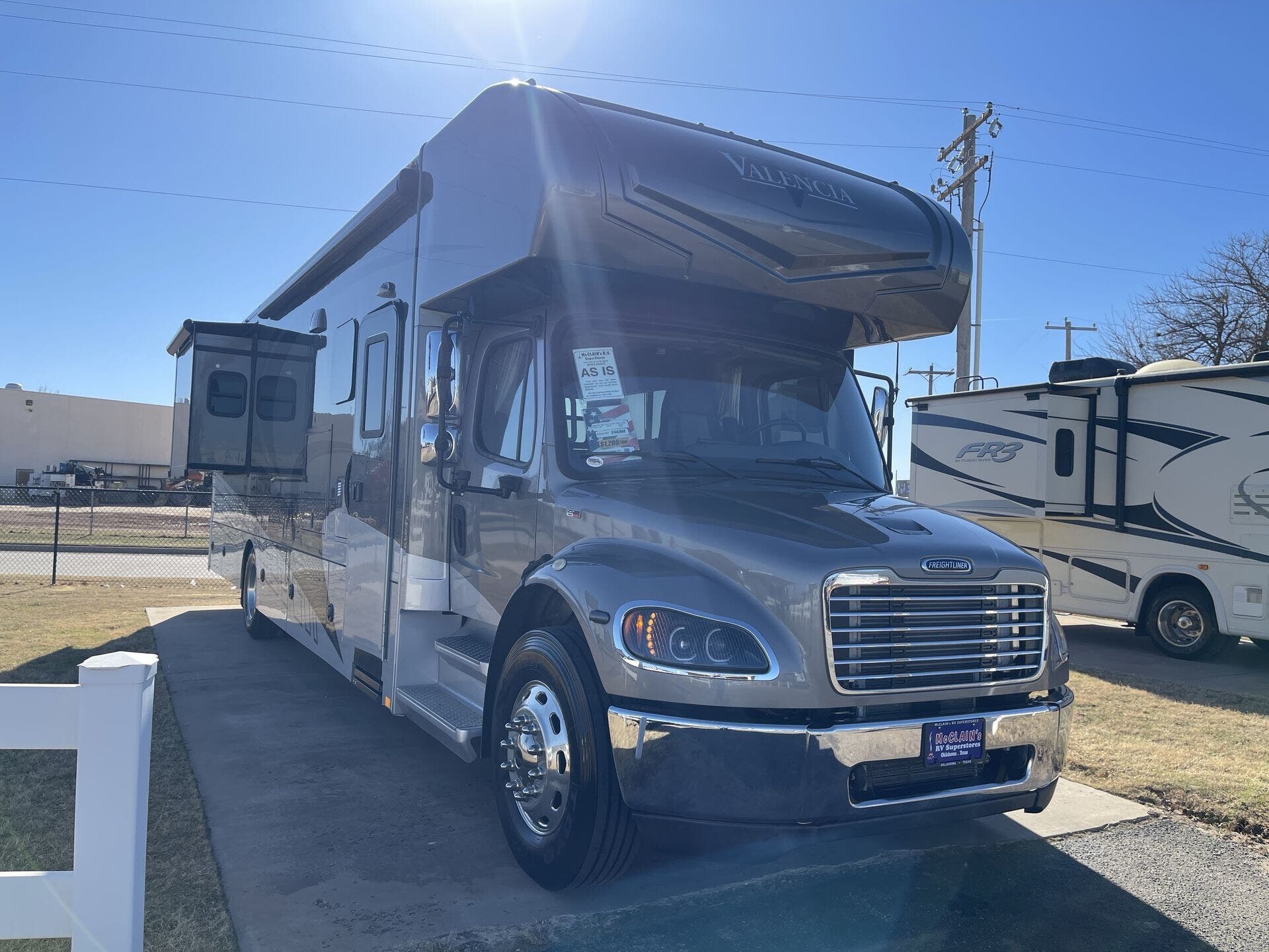 Used 2018 Renegade  VALENCIA 38RW available in Oklahoma City, Oklahoma