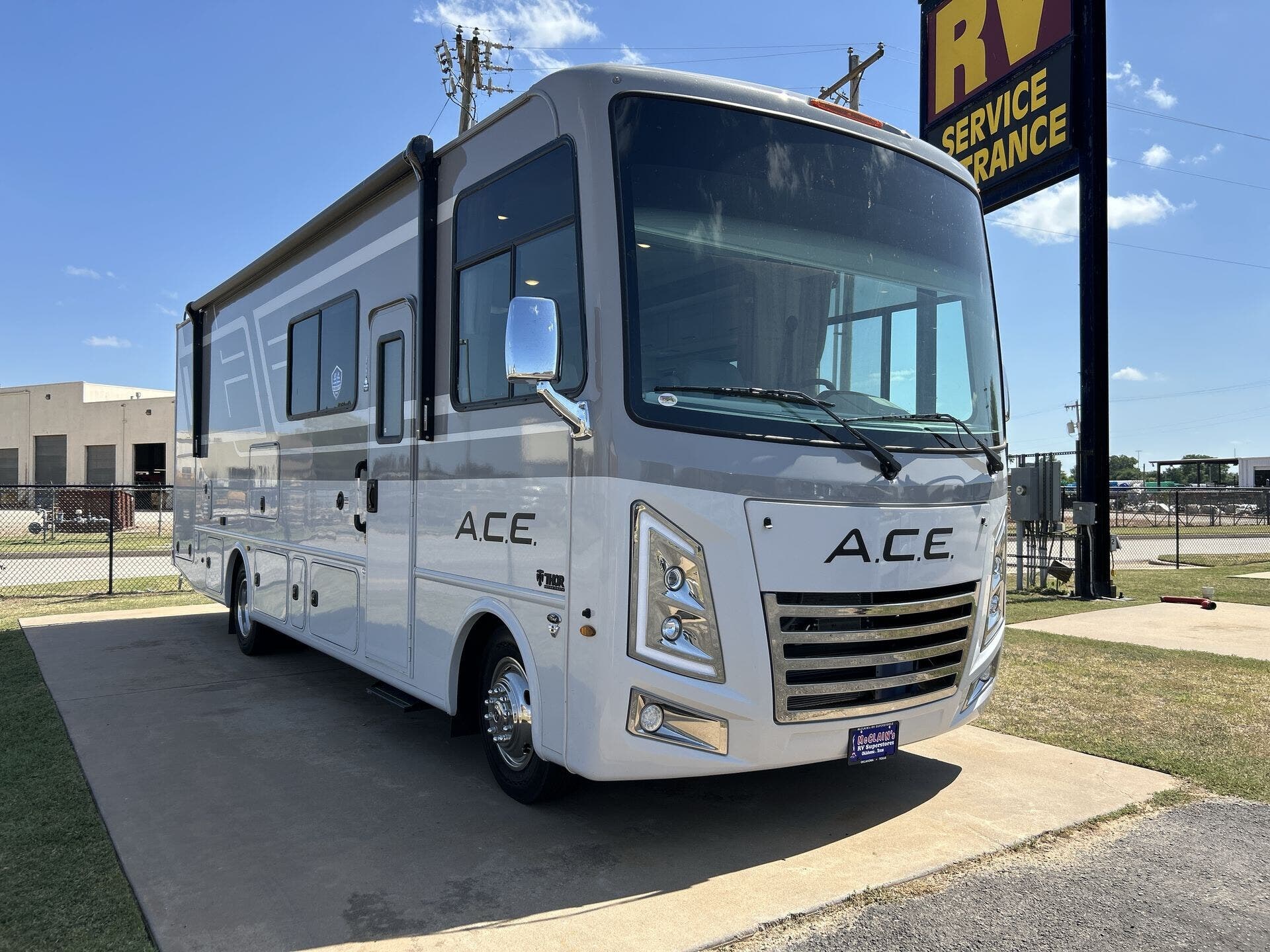 New 2027 Thor Motor Coach A.C.E. 29D available in Oklahoma City, Oklahoma