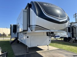 New 2026 Grand Design Solitude 417KB available in Oklahoma City, Oklahoma