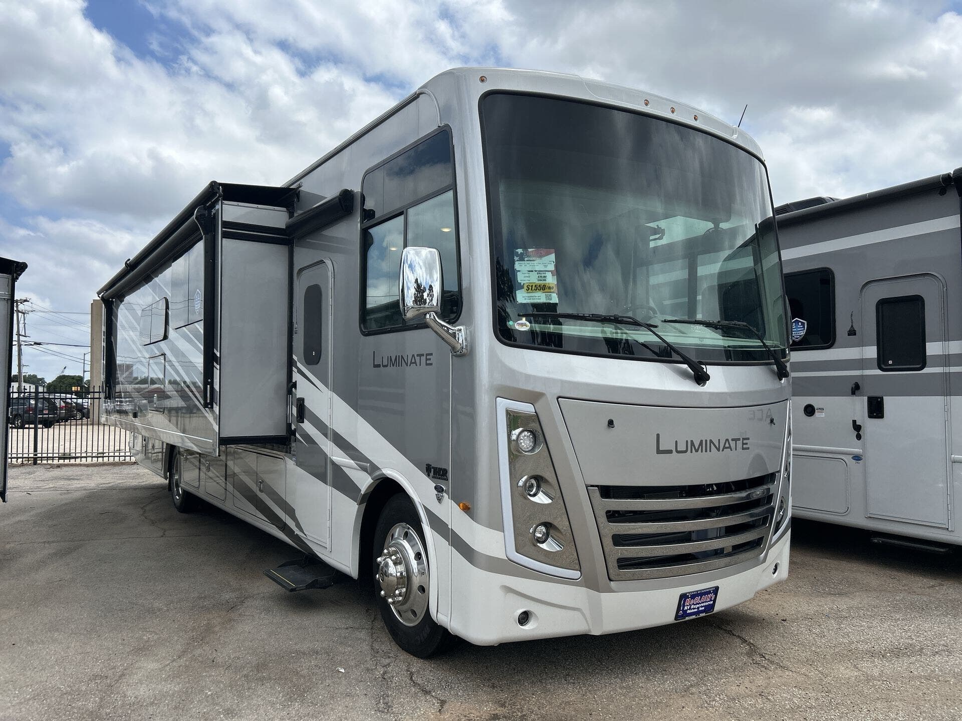 New 2027 Thor  LUMINATE HH36 available in Oklahoma City, Oklahoma