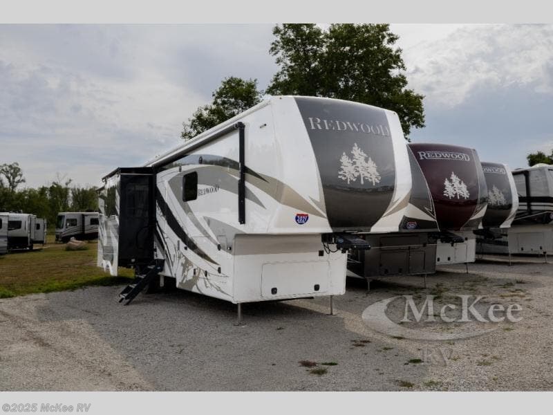 Used 2021 Redwood RV Redwood RW4001LK available in Perry, Iowa
