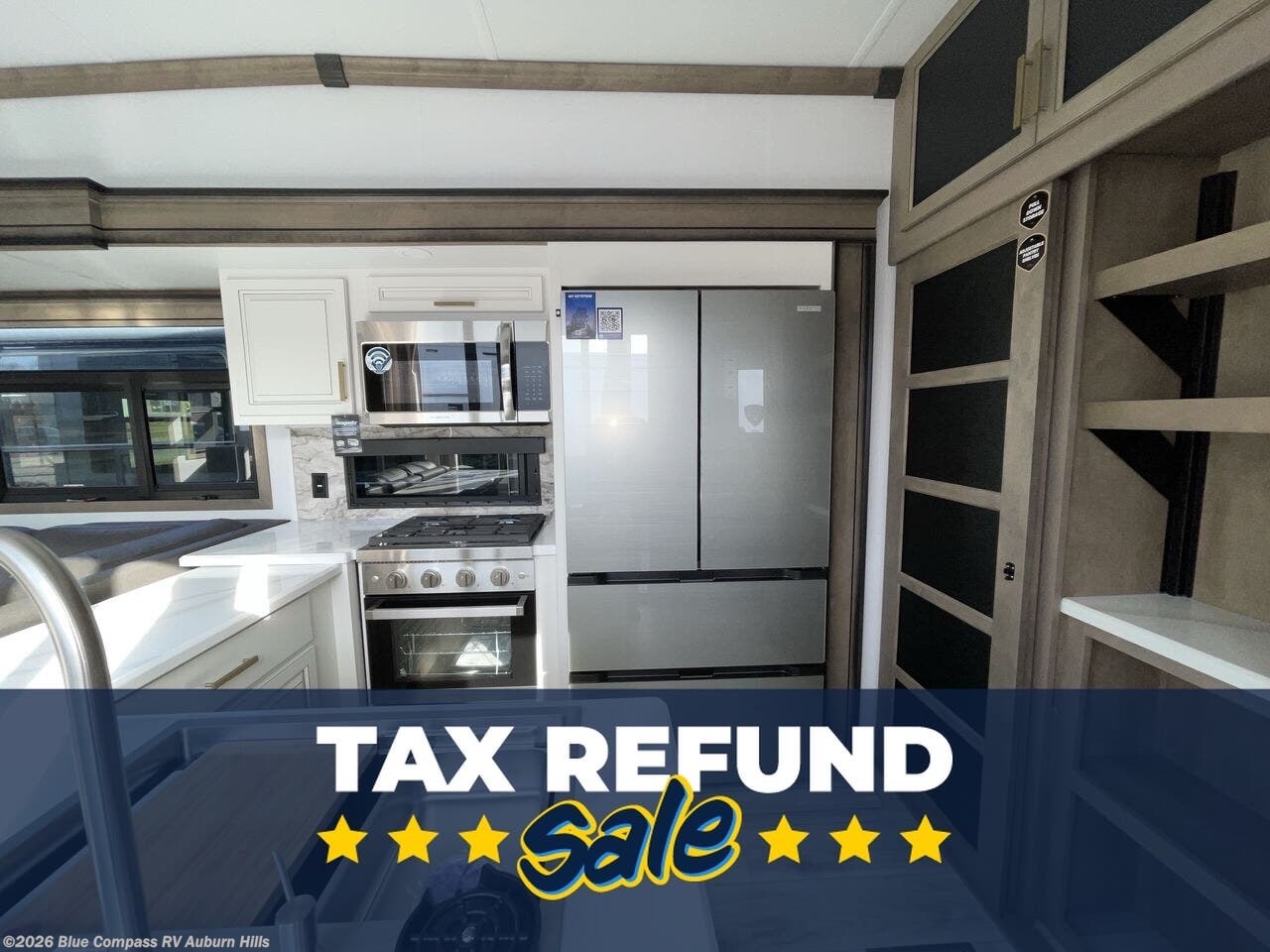 New 2025 Keystone Montana 3532SP available in Auburn Hills, Michigan