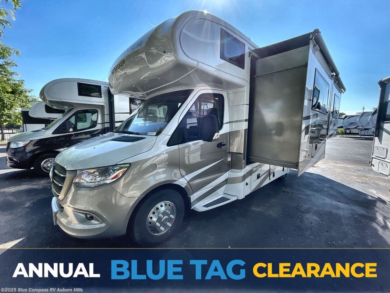 New 2026 Forest River Sunseeker MBS 2400BDS available in Auburn Hills, Michigan