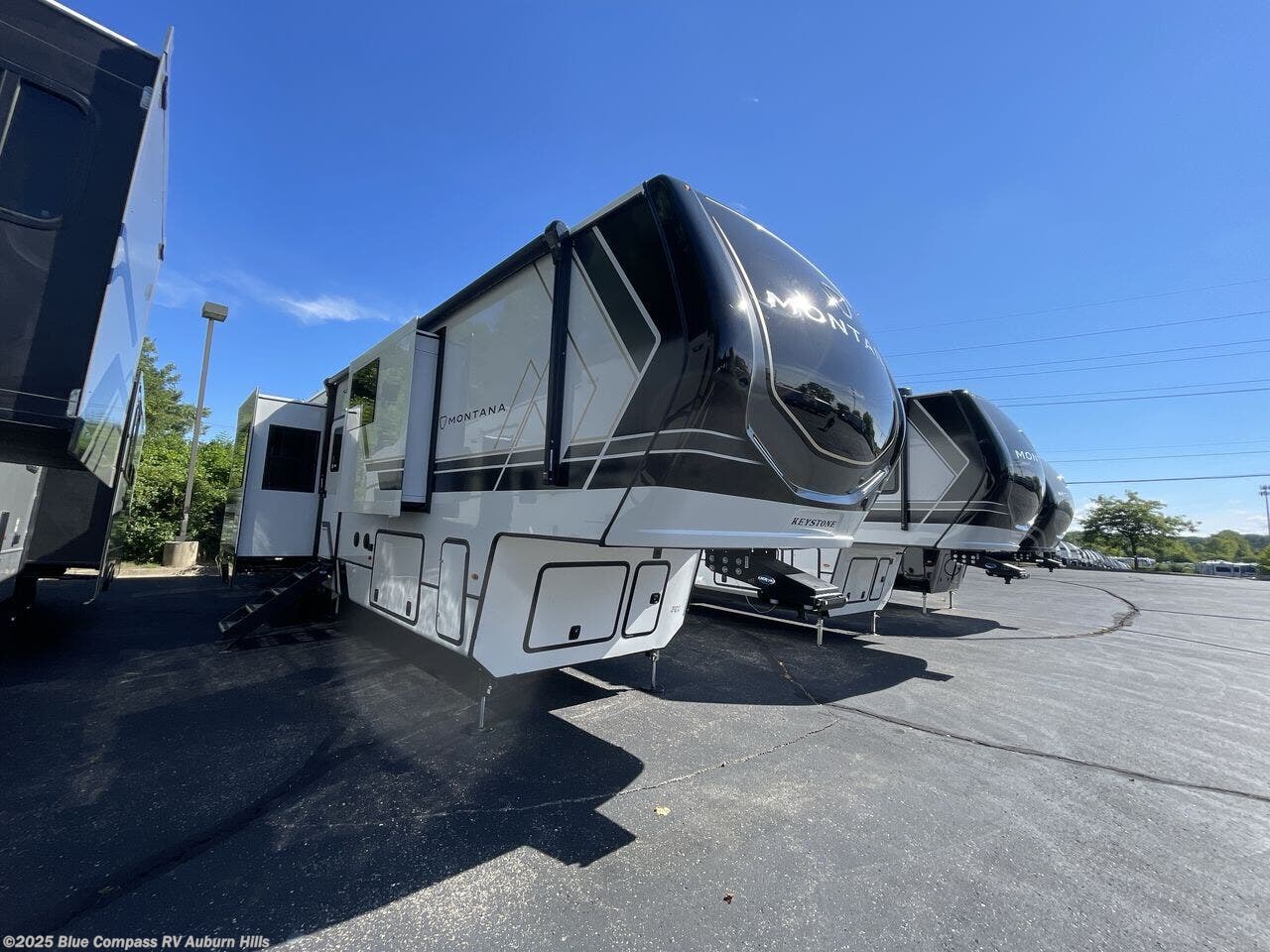 New 2026 Keystone Montana 3901RK available in Auburn Hills, Michigan