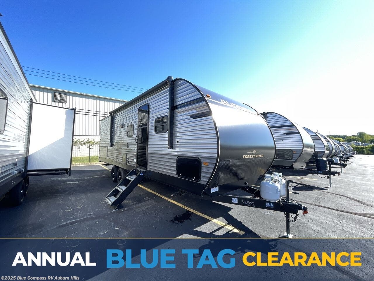 New 2026 Forest River Aurora Light 26BHS available in Auburn Hills, Michigan