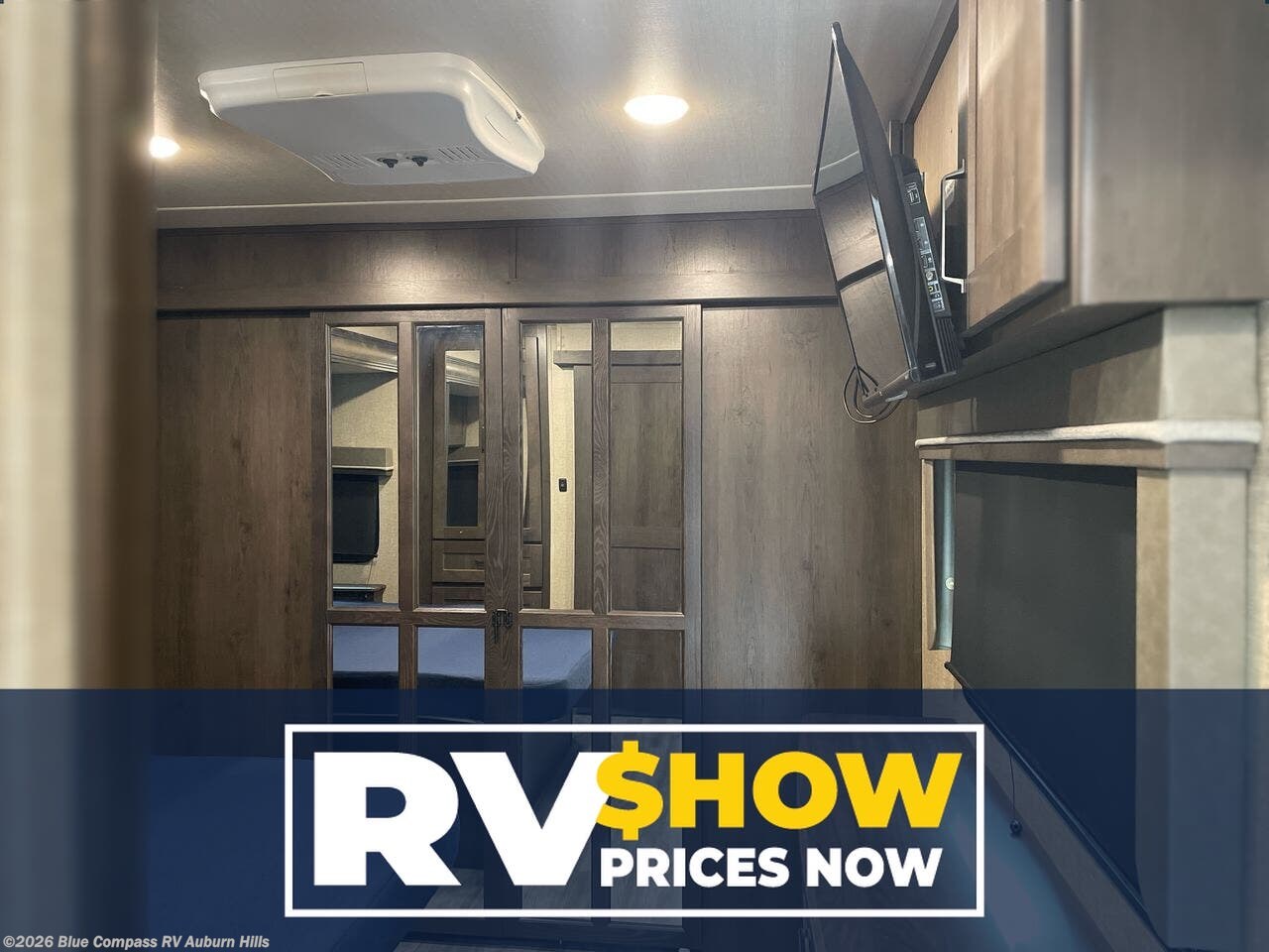 Used 2022 Grand Design Reflection 315RLTS available in Auburn Hills, Michigan