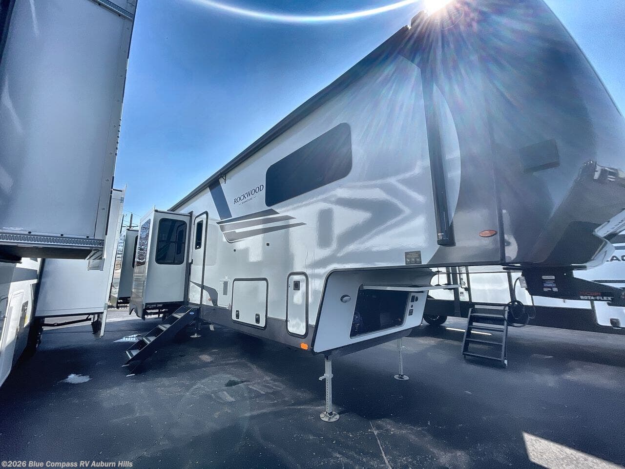 New 2026 Forest River Rockwood Signature 404SRK available in Auburn Hills, Michigan