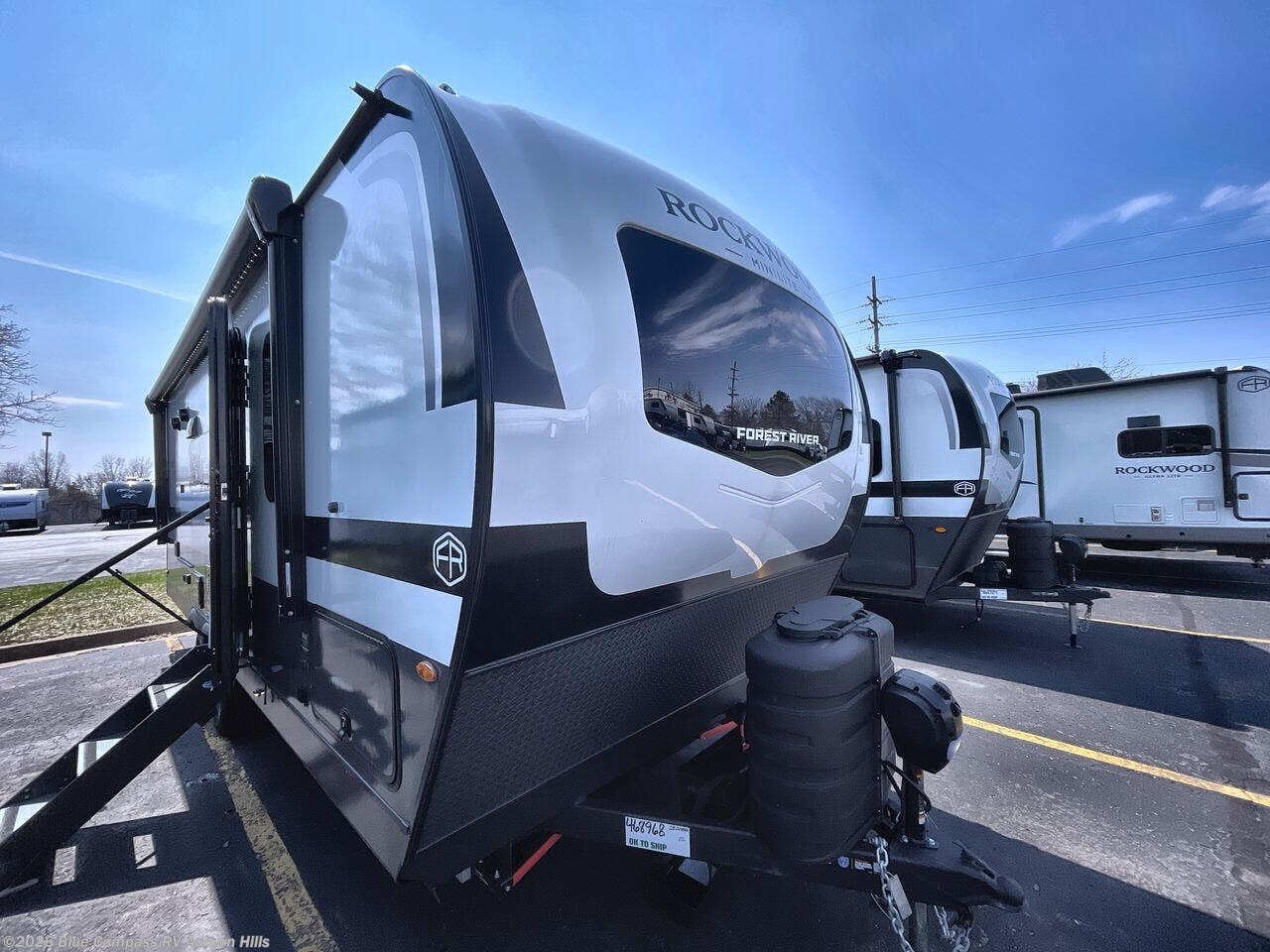 New 2026 Forest River Rockwood Mini Lite 2520BH available in Auburn Hills, Michigan