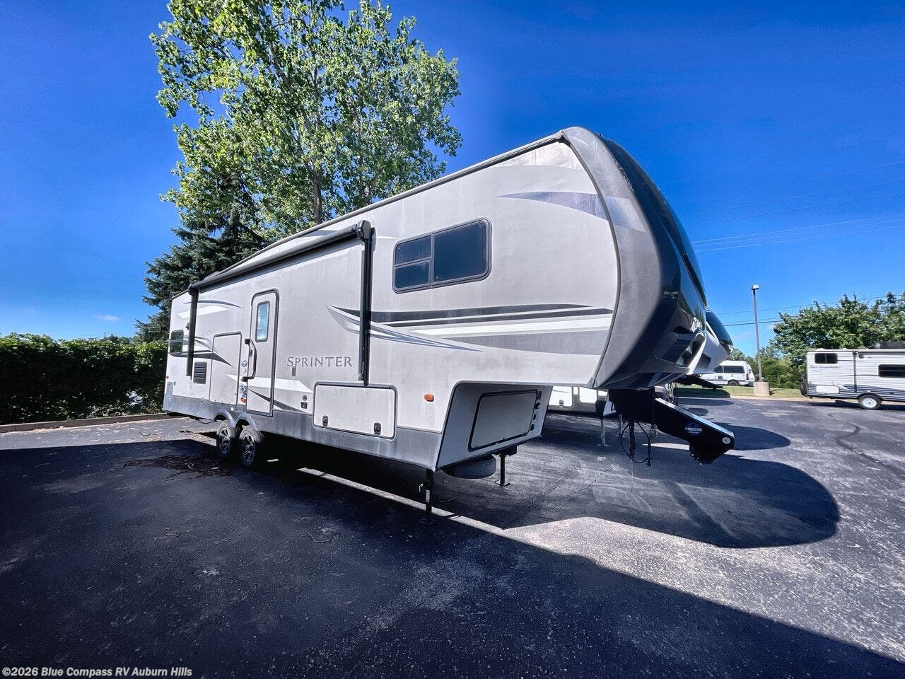 Used 2018 Keystone Springdale 1810BH available in Auburn Hills, Michigan