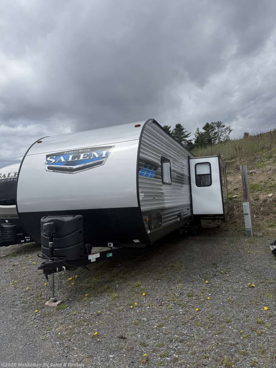 Used 2022 Forest River Salem 27RK available in East Montpelier, Vermont