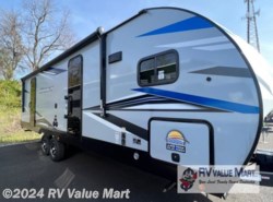 New 2022 Forest River Cherokee Alpha Wolf 28FK-L available in Willow Street, Pennsylvania
