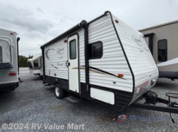 Used 2017 Coachmen Clipper Cadet 17CBH available in Willow Street, Pennsylvania