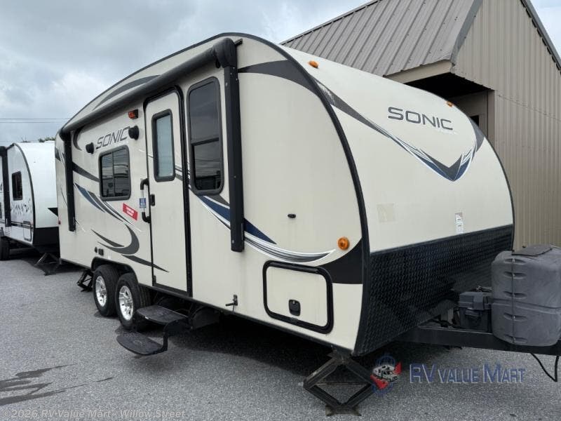 Used 2017 Venture RV Sonic SN190VRB available in Willow Street, Pennsylvania