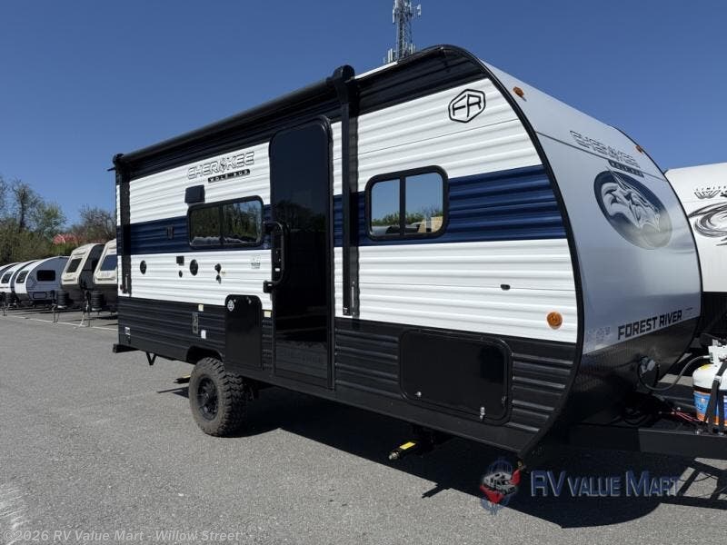 New 2025 Forest River Cherokee Wolf Pup 16BHSW available in Willow Street, Pennsylvania