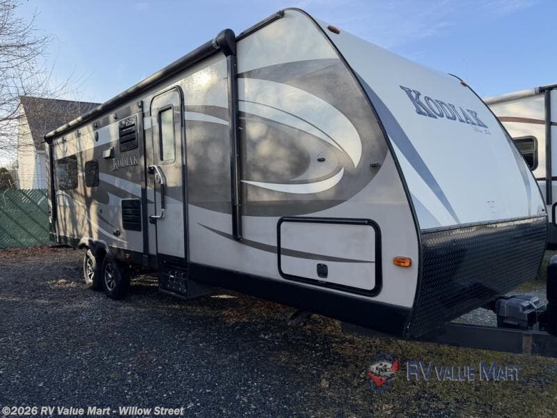 Used 2016 Dutchmen Kodiak Ultimate 291RESL available in Willow Street, Pennsylvania