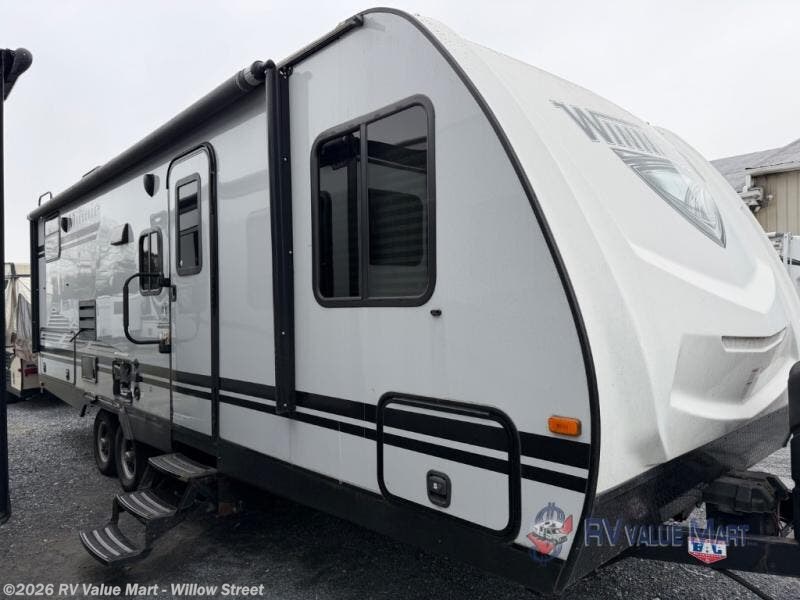 Used 2019 Winnebago Minnie 2455BHS available in Willow Street, Pennsylvania
