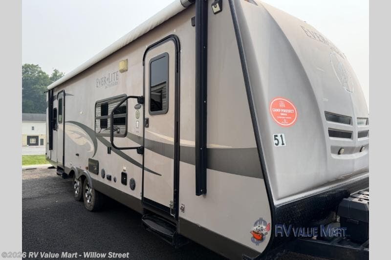 Used 2012 EverLite  29FK available in Willow Street, Pennsylvania