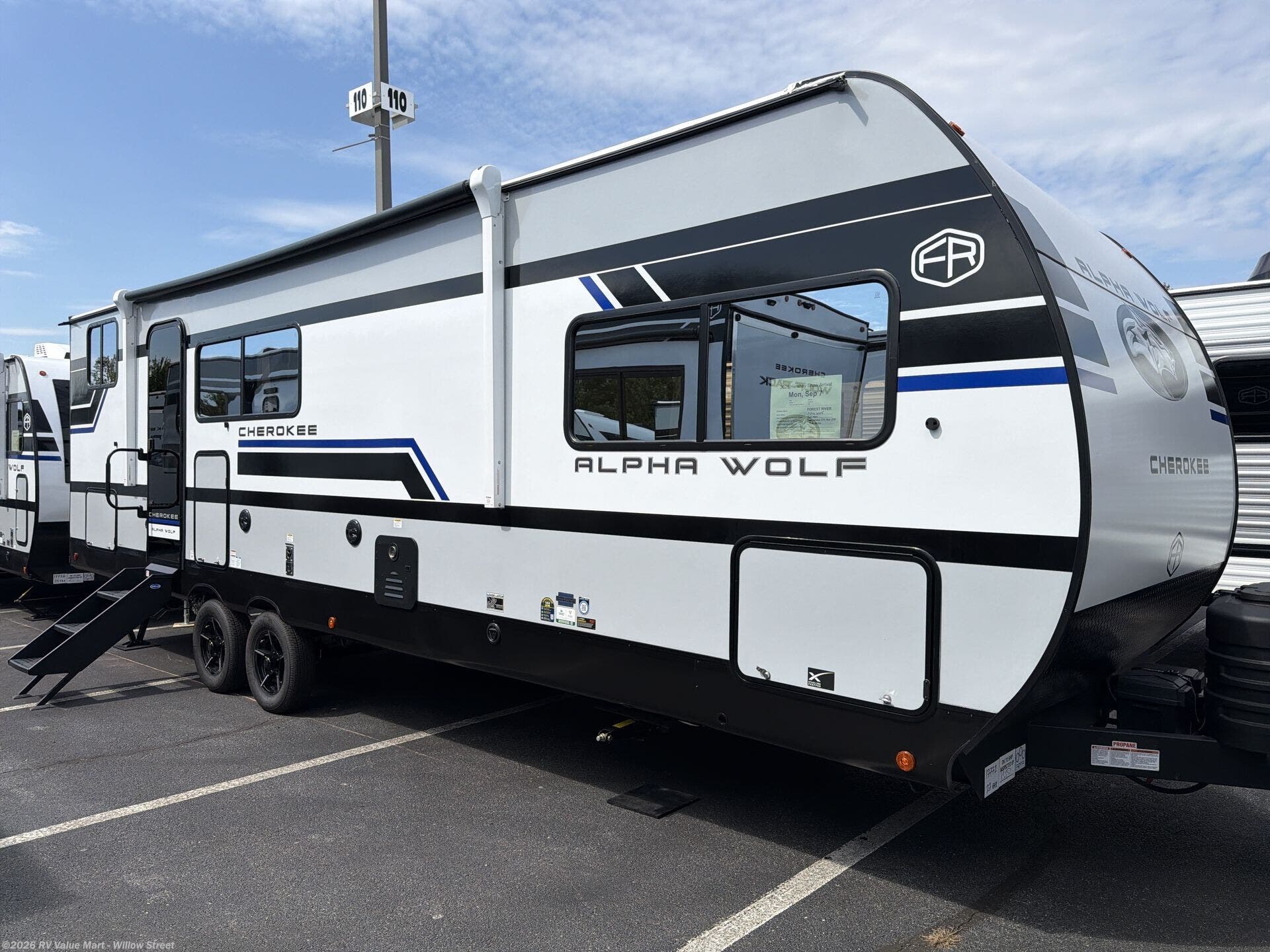 New 2027  Forest River Cherokee Alpha Wolf 27BHX by Forest River from RV Value Mart - Willow Street in Willow Street, PA