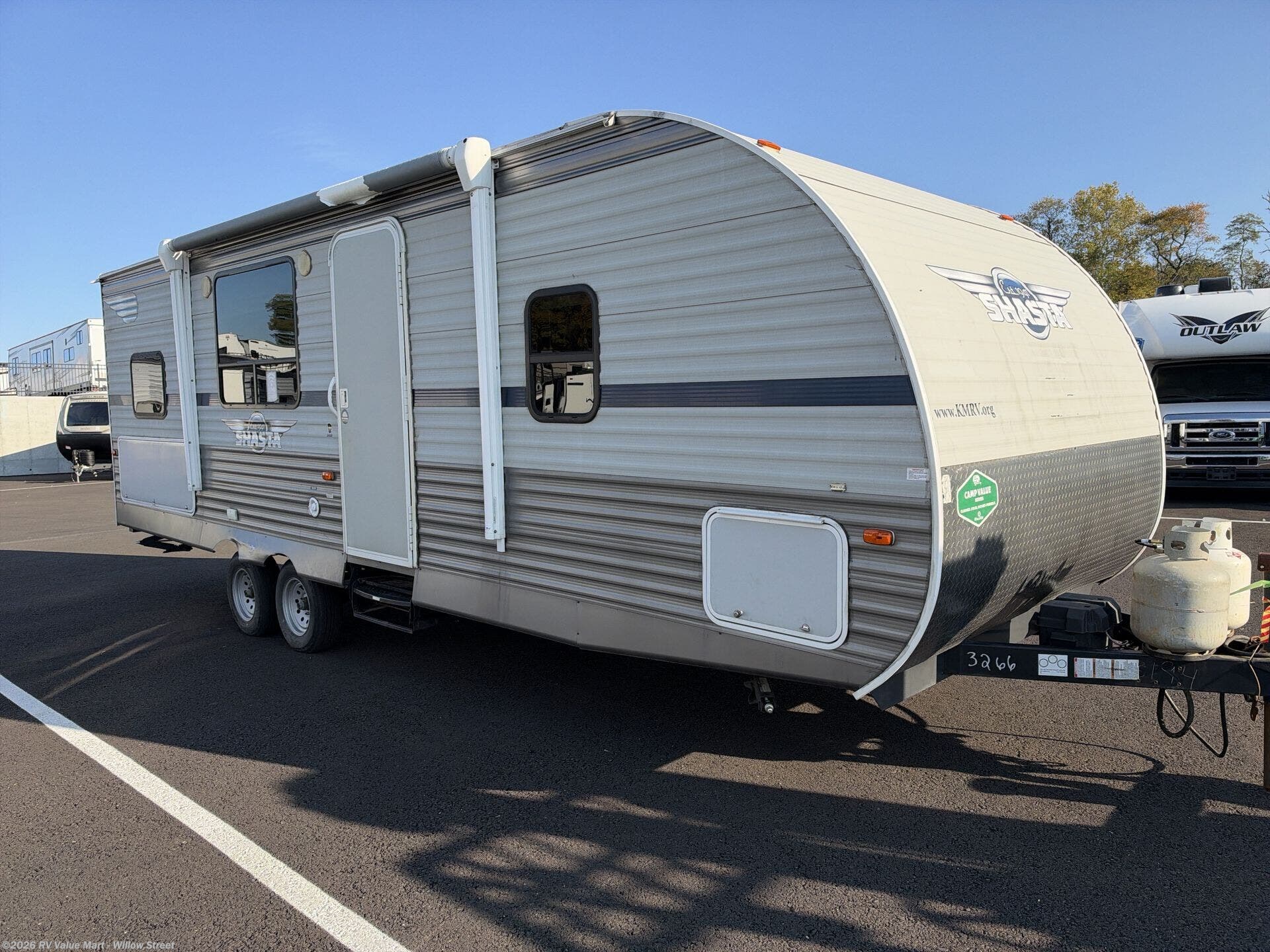 Used 2019 Shasta Oasis 26BH available in Willow Street, Pennsylvania