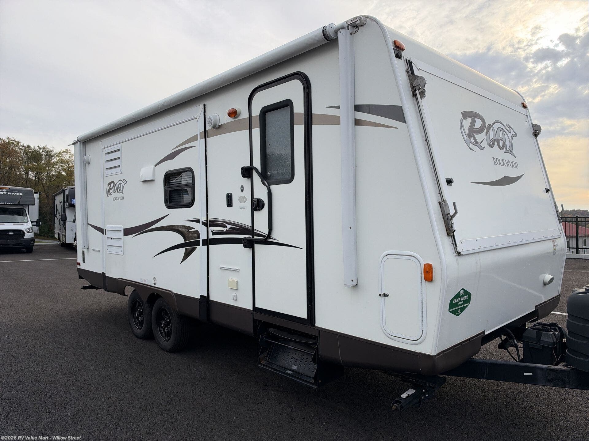 Used 2016  Forest River Rockwood Roo 23IKSS by Forest River from RV Value Mart - Willow Street in Willow Street, PA