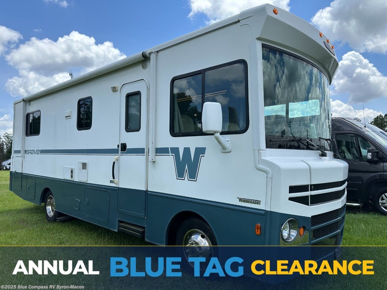 Used 2016 Winnebago Brave 27B available in Byron, Georgia